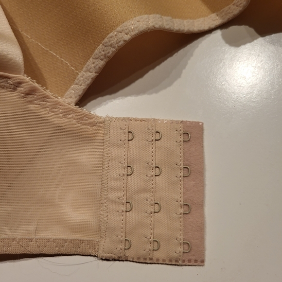 Vintage JEUNIQUE Beauty Style J3180 Beige Soft Cup Bra 32F Wireless - Picture 12 of 15